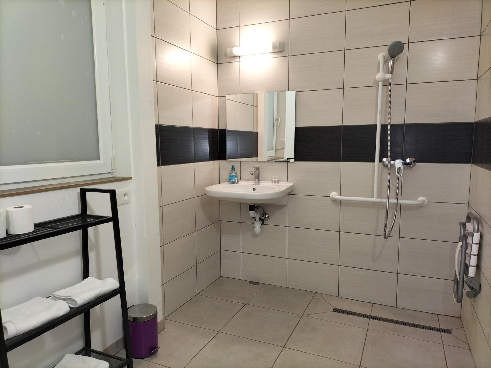 Appart'Hotel Les Acacias Courte Et Longue Duree Bischoffsheim Екстер'єр фото